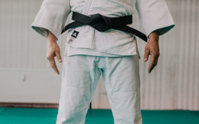 Jak szybko złożyć judogę?